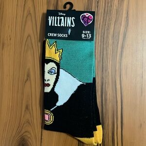 Disney Villains Evil Queen Crew Socks Size 9-13 NWT